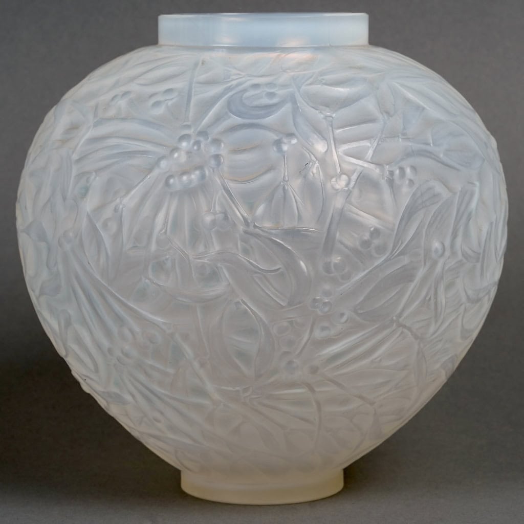 Vase « Gui » verre opalescent de René LALIQUE | Biron ||||||