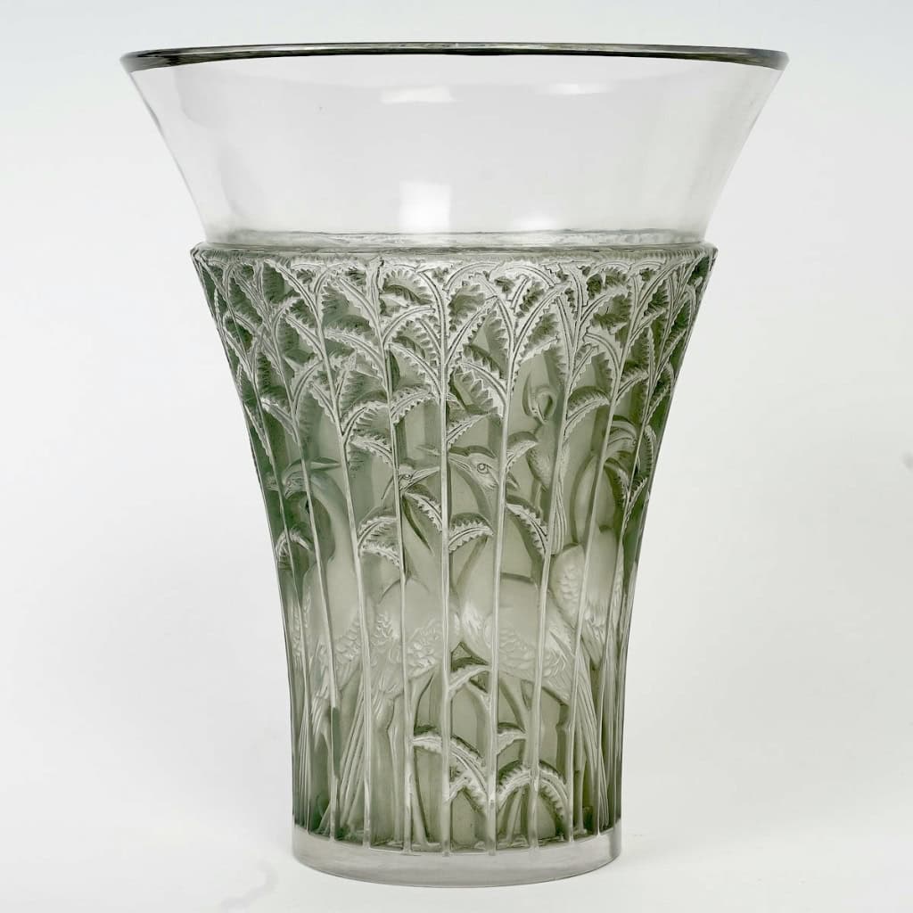 Vase « Ibis » verre blanc patiné vert de René LALIQUE | Biron |||||||