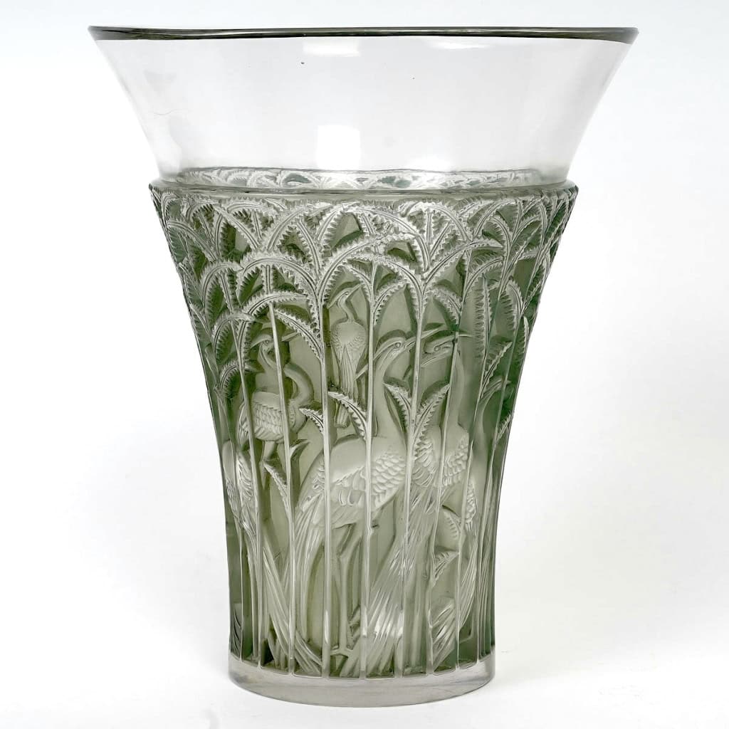 Vase « Ibis » verre blanc patiné vert de René LALIQUE | Biron Vase "Ibis" verre blanc patiné vert de René LALIQUE