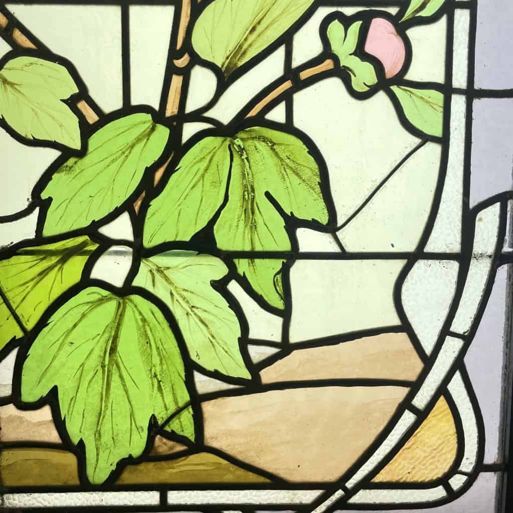 Vitrail Art nouveau aux pivoines (163,5 x 108 cm) | Biron Vitrail Art nouveau aux pivoines (163,5 x 108 cm)