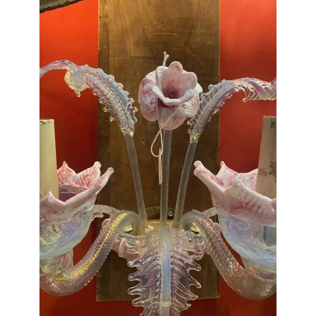 1950/70′ Lustre Murano à 6 Bras de Lumière en Verre Bleu Opalescent et Pâte de Verre Rose Et Sa paire d’Appliques
