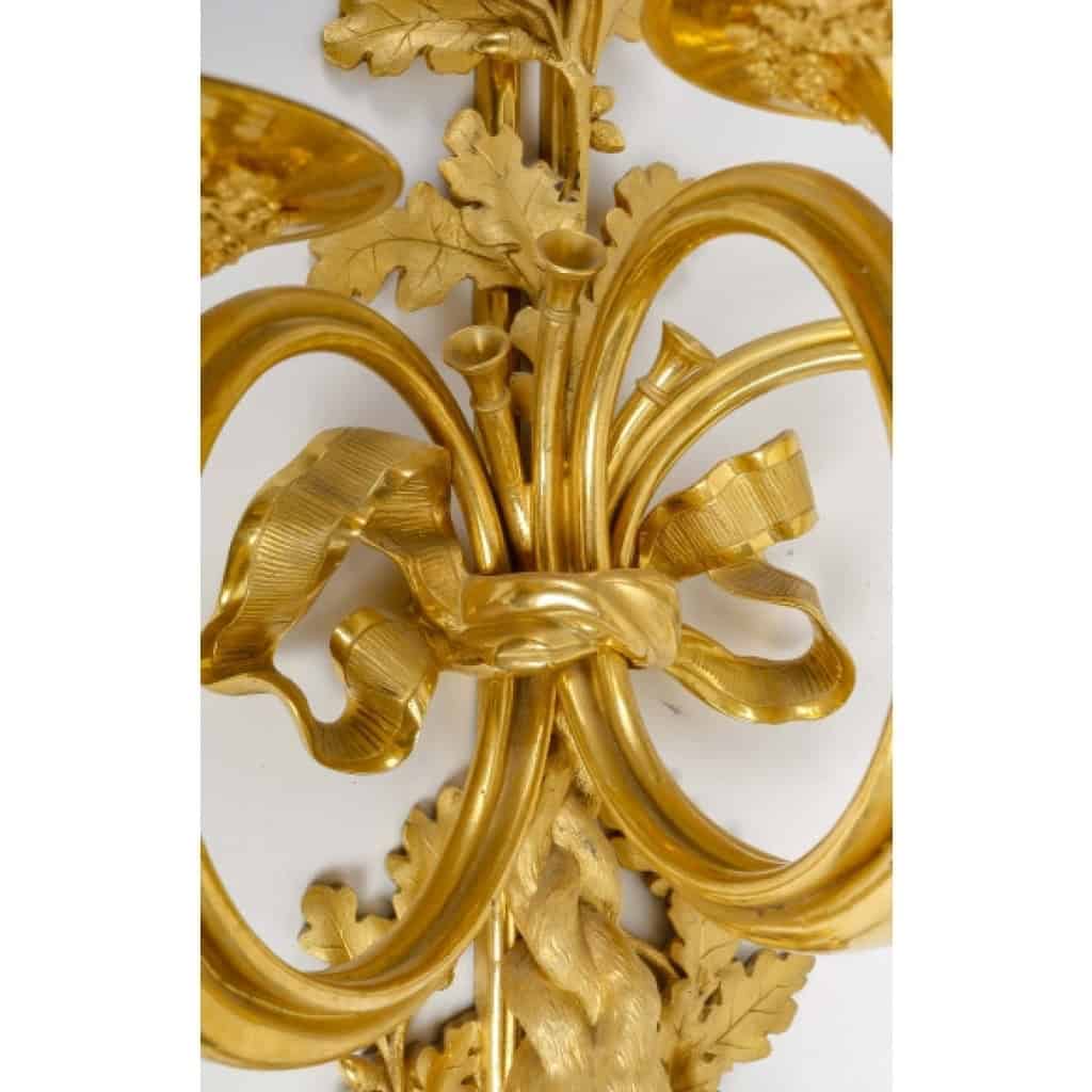 Paire d’importantes appliques de style Louis XVI. | Biron Paire d'importantes appliques de style Louis XVI.
