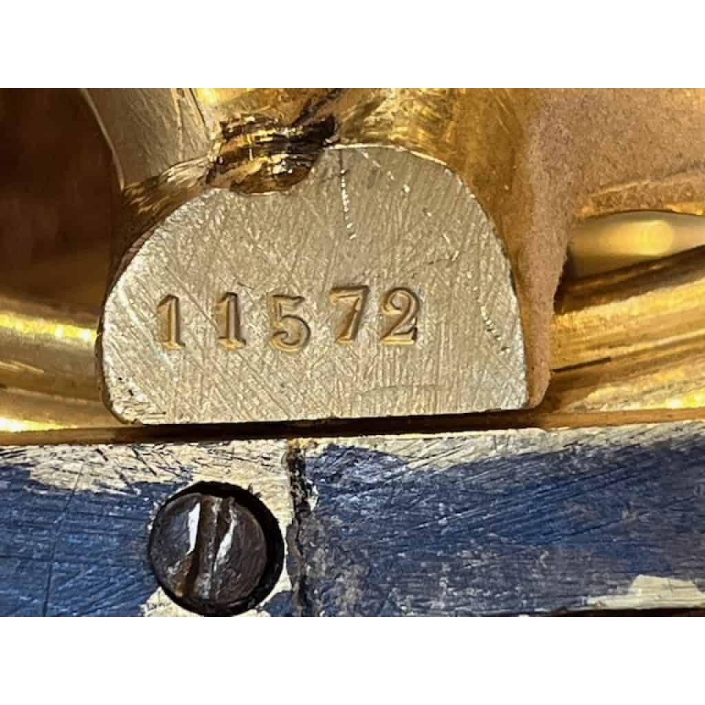 Paire d’importantes appliques de style Louis XVI. | Biron Paire d'importantes appliques de style Louis XVI.