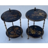 1970′ Paire De Guéridons Ou Similaires Style Maison Baguès Décor Bambou en Bronze Doré Avec Plateaux Laque de Chine | Biron |||||||||