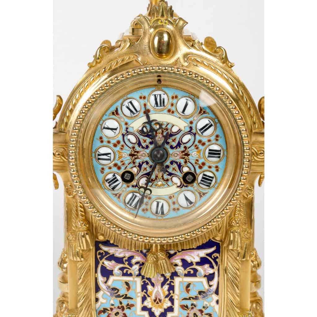 Une garniture en bronze doré et émail cloisonné fin XIXème siècle | Biron Une garniture en bronze doré et émail cloisonné fin XIXème siècle