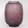 Vase « Monnaie du Pape » verre améthyste patiné blanc de René LALIQUE | Biron |||||||