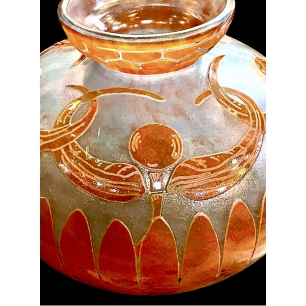 VASE DU VERRE FRANÇAIS | Biron VASE DU VERRE FRANÇAIS