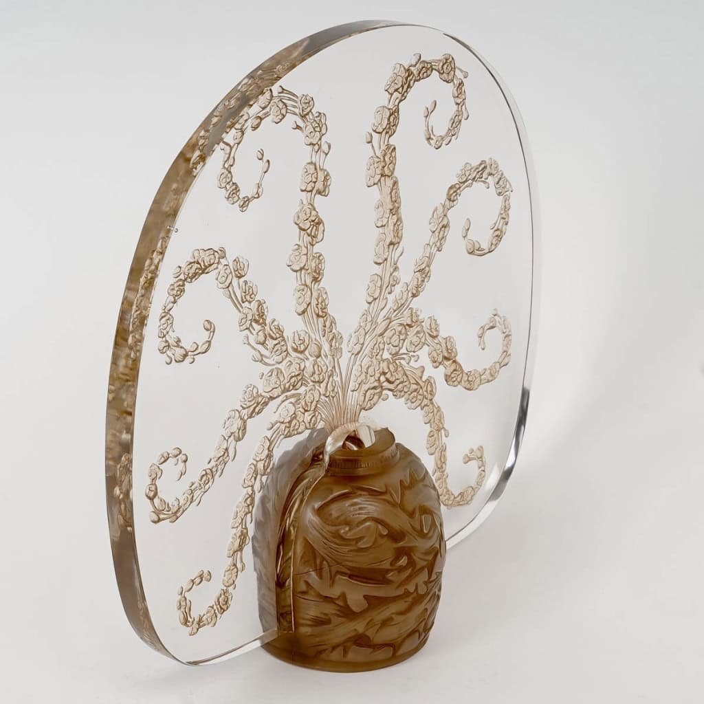 Veilleuse Tiare « Véronique » verre blanc patiné sépia de René LALIQUE | Biron Veilleuse Tiare "Véronique" verre blanc patiné sépia de René LALIQUE