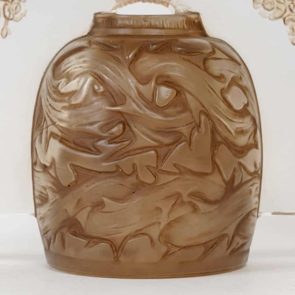 Veilleuse Tiare « Véronique » verre blanc patiné sépia de René LALIQUE | Biron Veilleuse Tiare "Véronique" verre blanc patiné sépia de René LALIQUE