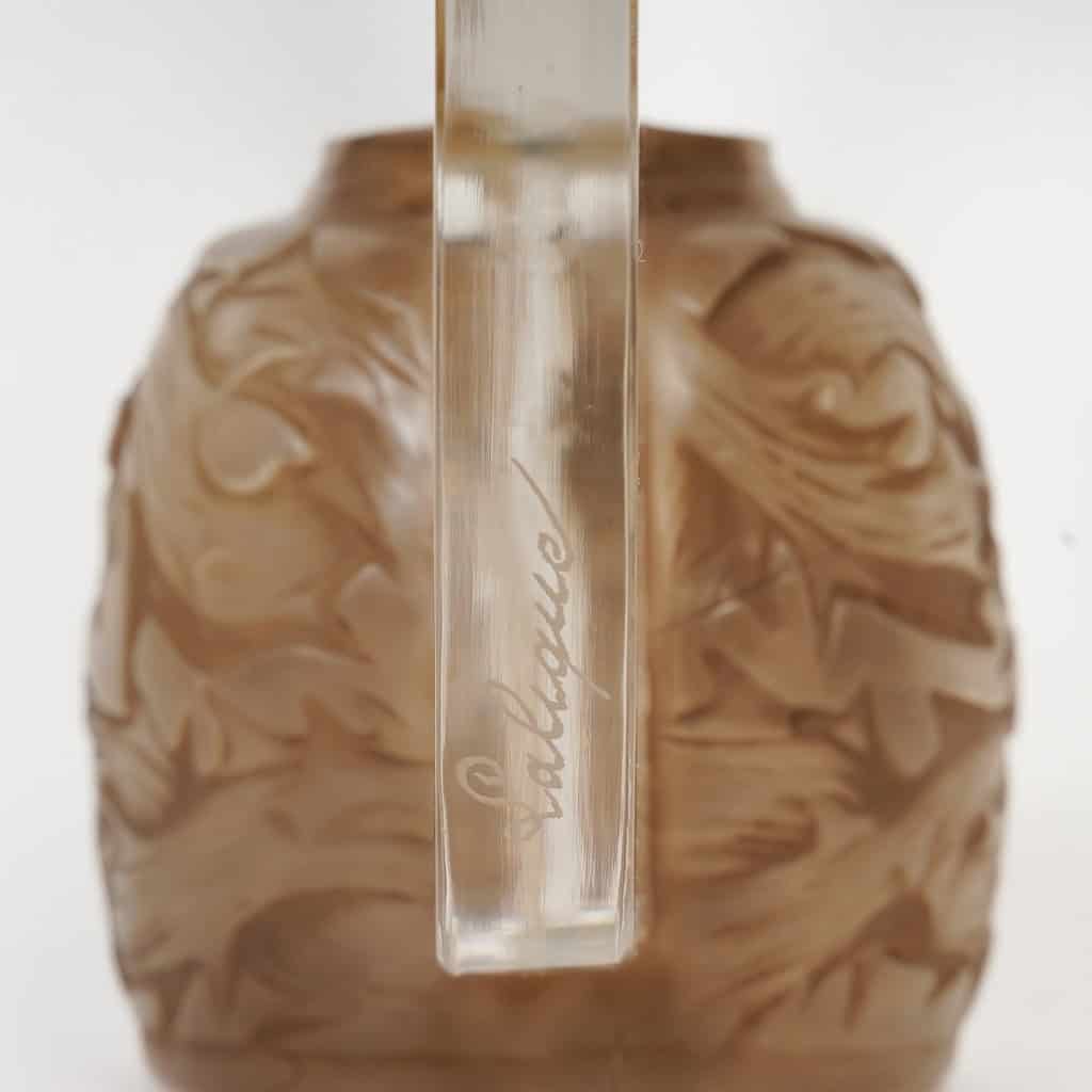 Veilleuse Tiare « Véronique » verre blanc patiné sépia de René LALIQUE | Biron Veilleuse Tiare "Véronique" verre blanc patiné sépia de René LALIQUE
