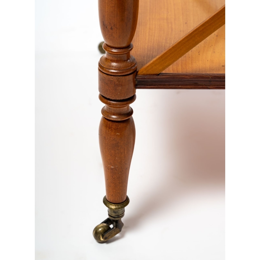 Paire D’étagères En Erable Et Amarante, Epoque Charles X | Biron Paire D’étagères En Erable Et Amarante, Epoque Charles X