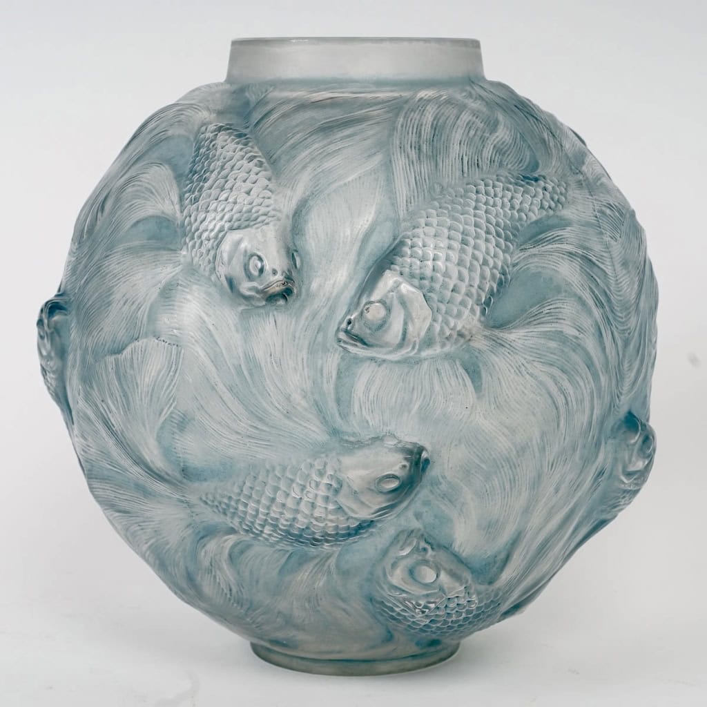 Vase « Formose » verre blanc patiné bleu de René LALIQUE | Biron |||||