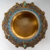 Petite coupelle en vermeil ( Argent plaqué or) filigrané, pierres semi-précieuses serties et émail, travail chinois, XXe siècle