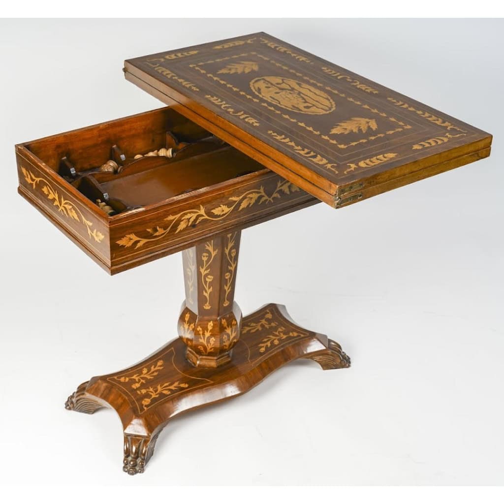 Table à jeu | Biron ||||