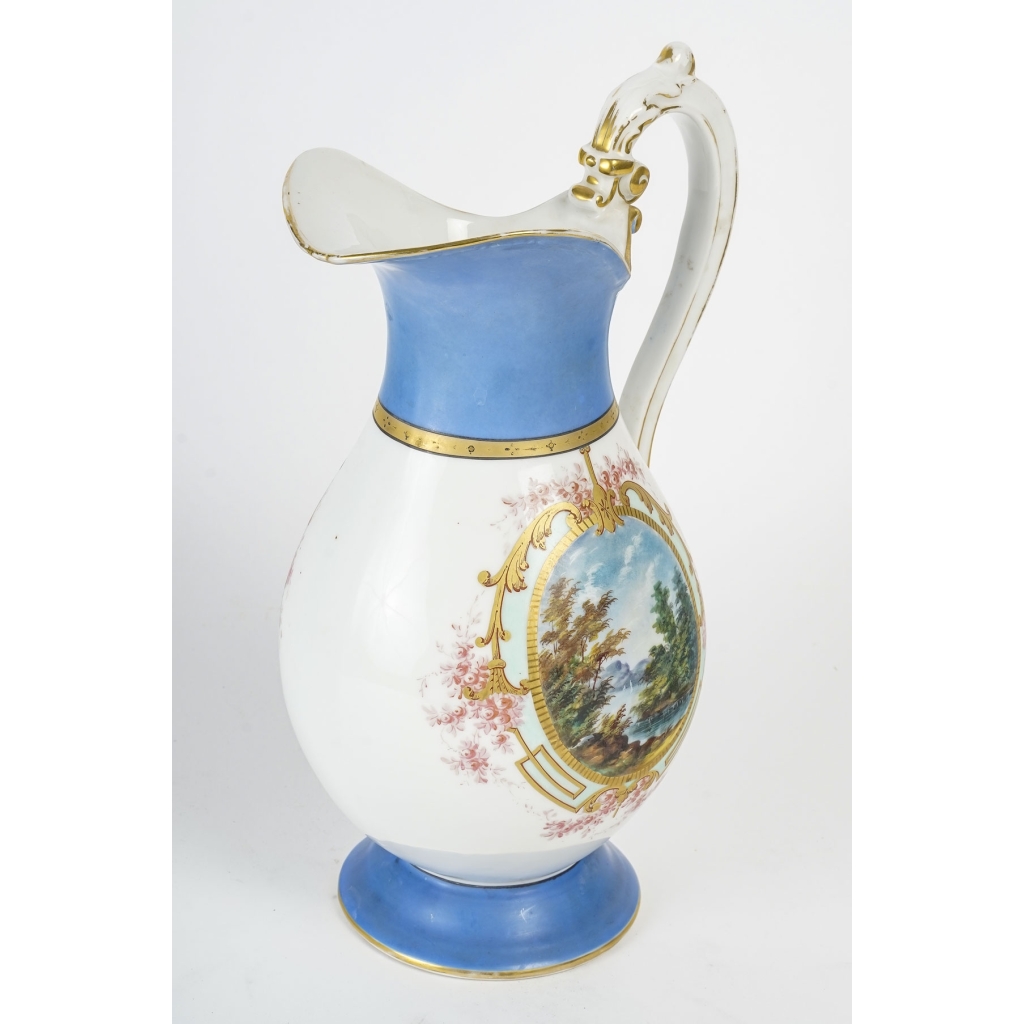 Important Broc à Eau en Porcelaine Vieux Paris, XIXème Siècle. | Biron Important Broc à Eau en Porcelaine Vieux Paris, XIXème Siècle.