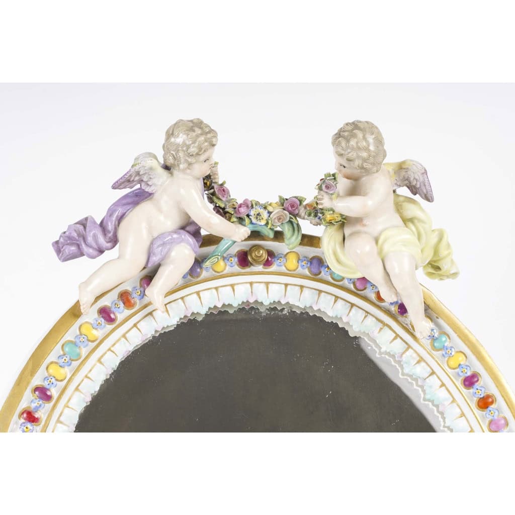 Miroir De Table En Porcelaine de Meissen Et Bronze Fin XIXème Siècle | Biron Miroir De Table En Porcelaine de Meissen Et Bronze Fin XIXème Siècle