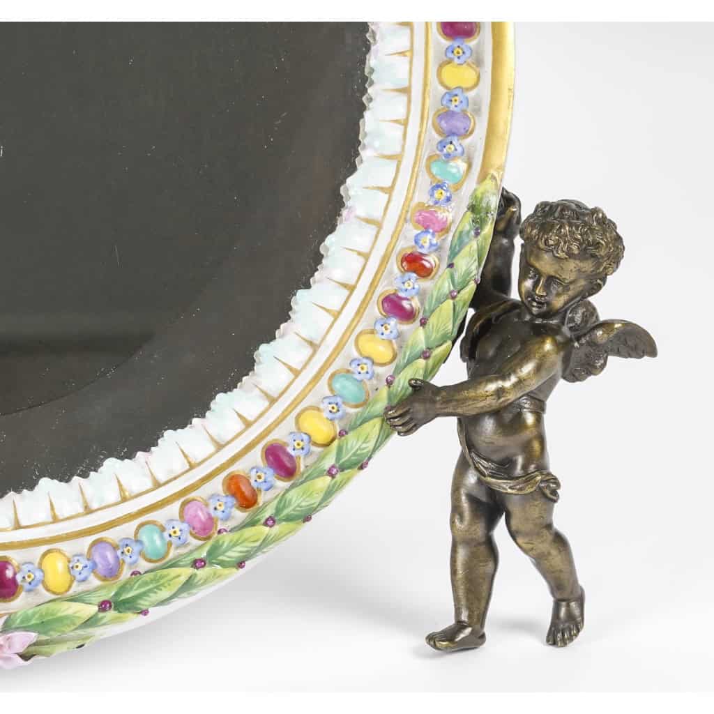 Miroir De Table En Porcelaine de Meissen Et Bronze Fin XIXème Siècle | Biron Miroir De Table En Porcelaine de Meissen Et Bronze Fin XIXème Siècle