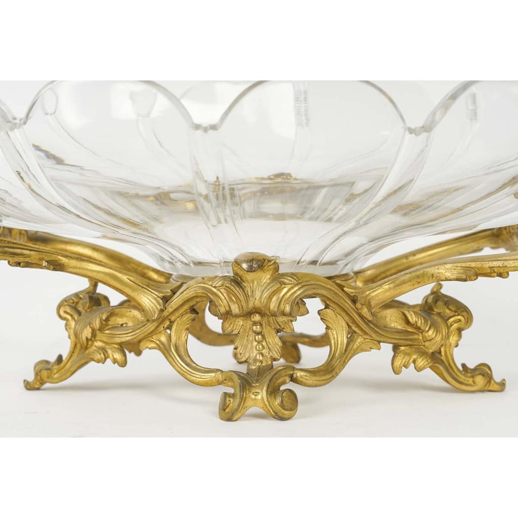 Coupe en Cristal et Bronze Doré de Style Louis XV, Epoque Napoléon III. | Biron Coupe en Cristal et Bronze Doré de Style Louis XV, Epoque Napoléon III.