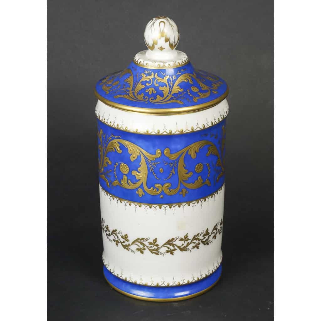 Pot bleu et or en porcelaine par Le Tallec, XXème siècle | Biron |||||||