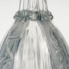 Carafe « Sirènes et Grenouilles » verre blanc patiné bleu de René LALIQUE | Biron Carafe "Sirènes et Grenouilles" verre blanc patiné bleu de René LALIQUE