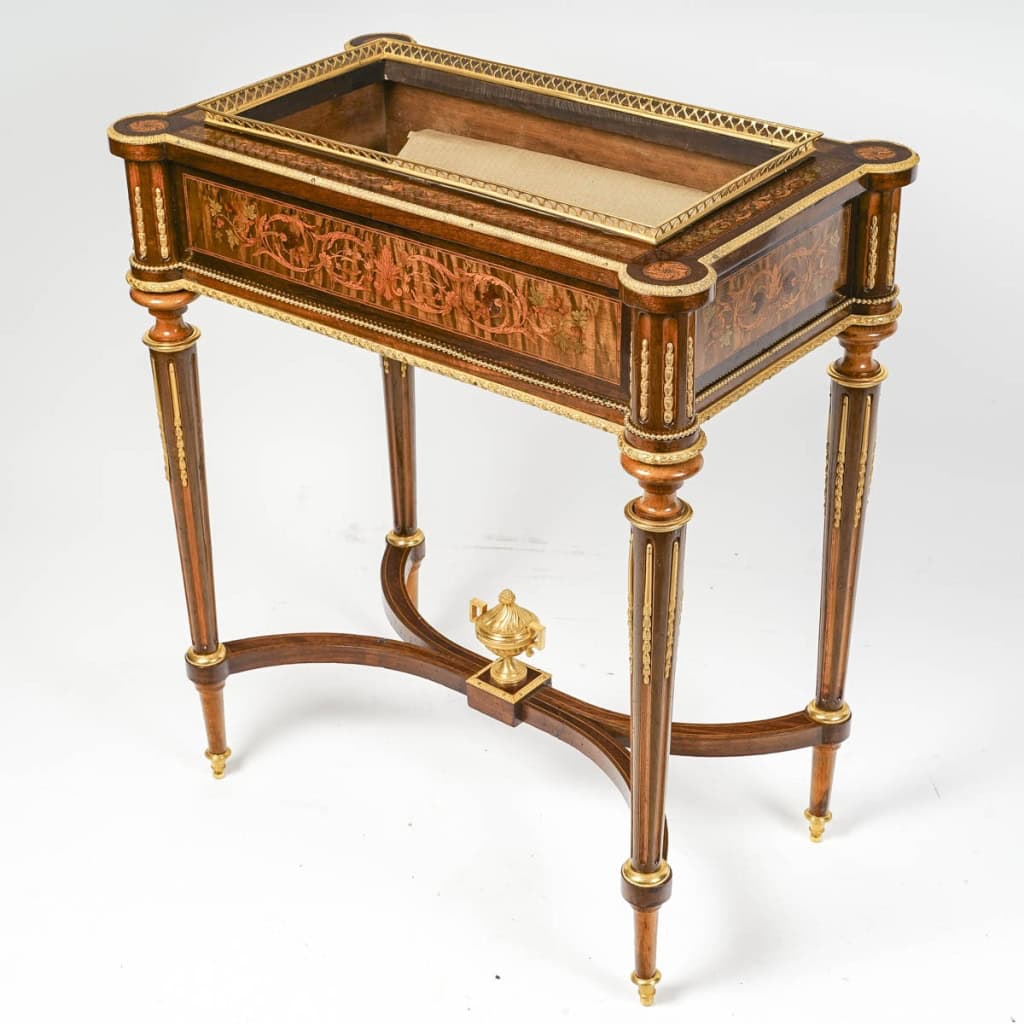 Jardinière en acajou et marqueterie de style François Linke | Biron Jardinière en acajou et marqueterie de style François Linke