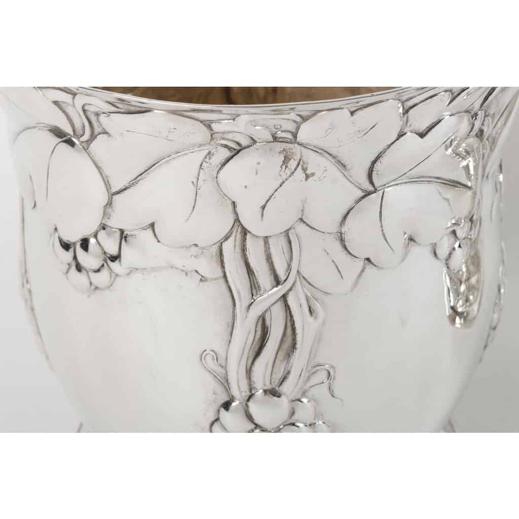 JEAN SERRIERE - EXCEPTIONEL PAIRE DE RAFRAICHISSOIRS EN ARGENT VERS 1925
