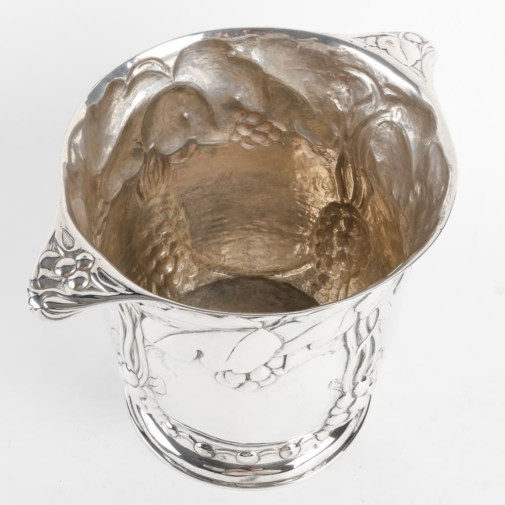 JEAN SERRIERE - EXCEPTIONEL PAIRE DE RAFRAICHISSOIRS EN ARGENT VERS 1925