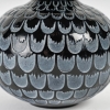 Vase « Grenade » verre noir patiné blanc de René LALIQUE | Biron Vase "Grenade" verre noir patiné blanc de René LALIQUE
