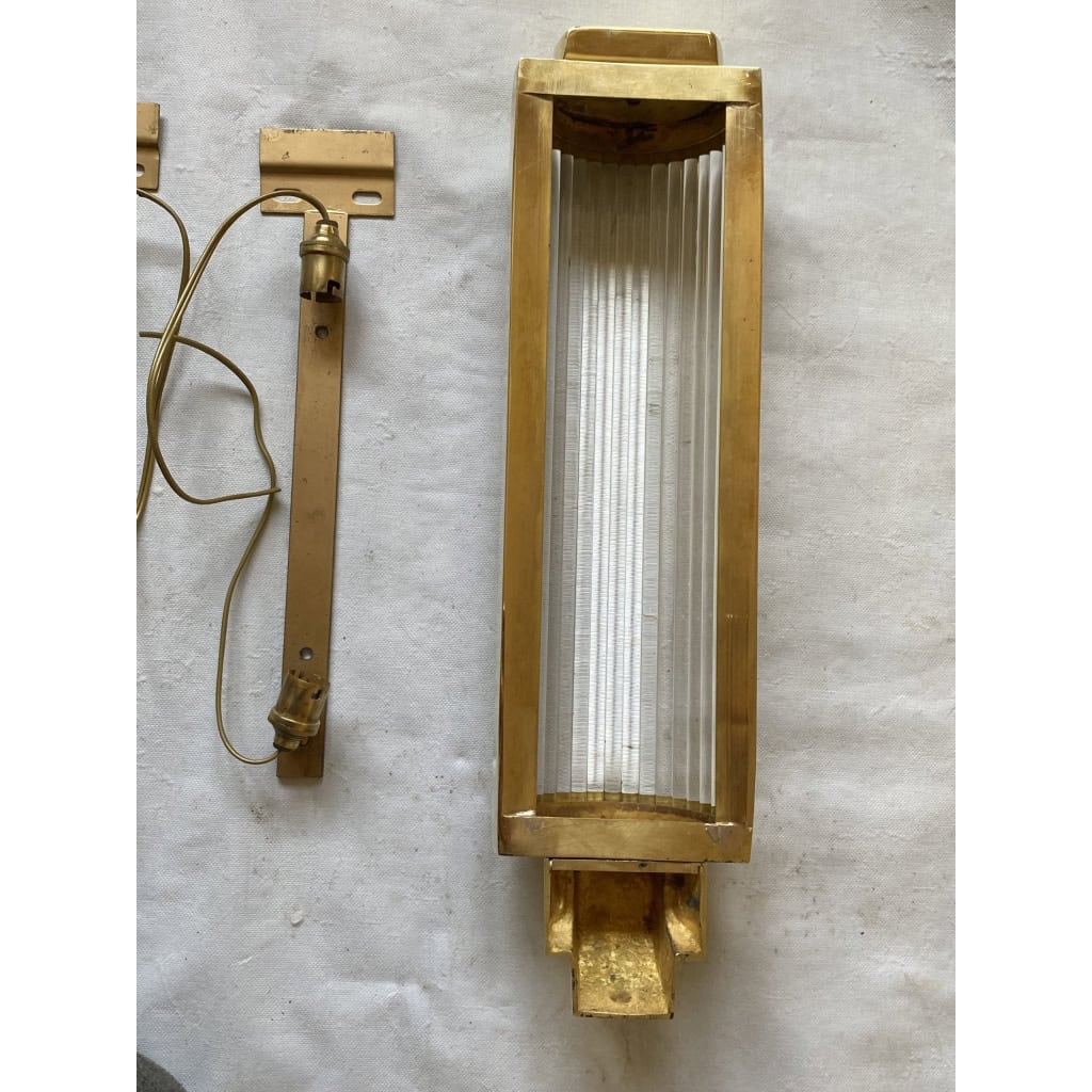 1970’ Paire D’Appliques En Laiton Ou Bronze A Tubes de Verre Style Genet Michon Ou Petitot | Biron 1970’ Paire D’Appliques En Laiton Ou Bronze A Tubes de Verre Style Genet Michon Ou Petitot