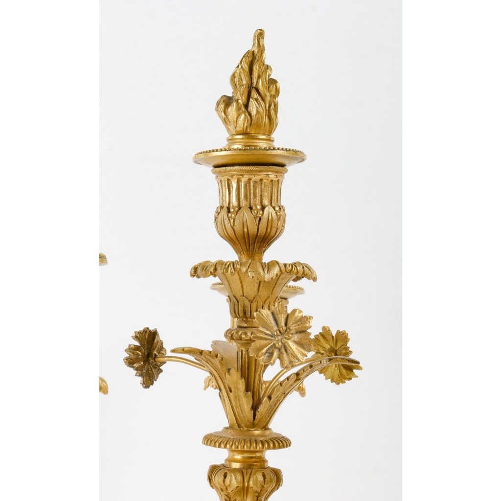 Paire de candélabres de d’époque Napoléon III (1851 – 1870). | Biron Paire de candélabres de d'époque Napoléon III (1851 - 1870).