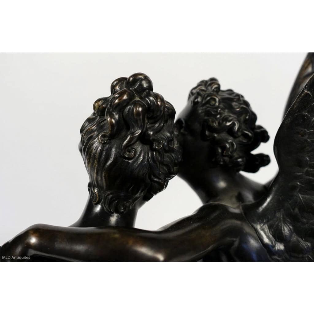 Groupe en bronze à patine noire Ange et Nymphe époque Romantique vers 1830-1840 | Biron Groupe en bronze à patine noire Ange et Nymphe époque Romantique vers 1830-1840