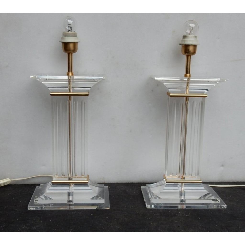 1970′ Paire de Lampes en Altuglas Décor Colonnes