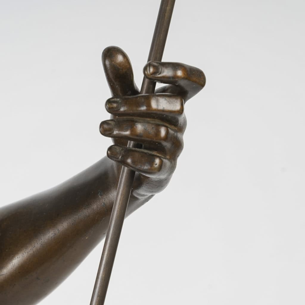 Belle et importante sculpture en ronde-bosse représentant l’Auguste Empereur Jules César. Bronze d’édition à patine cuivrée, travail du XIXe siècle. | Biron Belle et importante sculpture en ronde-bosse représentant l’Auguste Empereur Jules César. Bronze d’édition à patine cuivrée, travail du XIXe siècle.