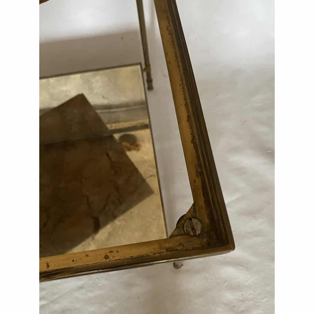 1950/70′ Bout De Canapé Avec Galerie Maison Baguès Laiton et Bronze Plateaux Miroir Oxydé Vieilli et Fleur | Biron 1950/70′ Bout De Canapé Avec Galerie Maison Baguès Laiton et Bronze Plateaux Miroir Oxydé Vieilli et Fleur