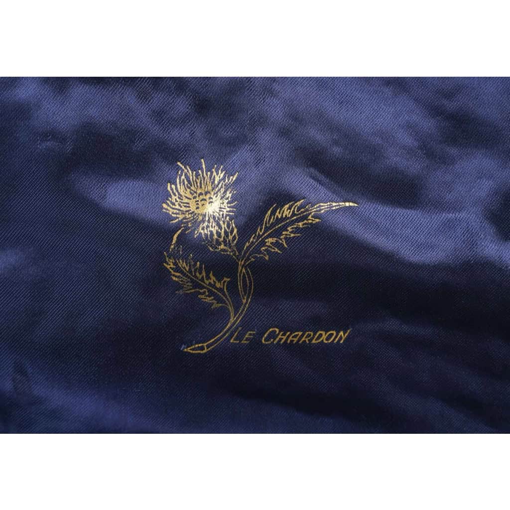Ensemble à Dessert de la Maison d’orfèvre Le Chardon, XXème Siècle. | Biron Ensemble à Dessert de la Maison d’orfèvre Le Chardon, XXème Siècle.