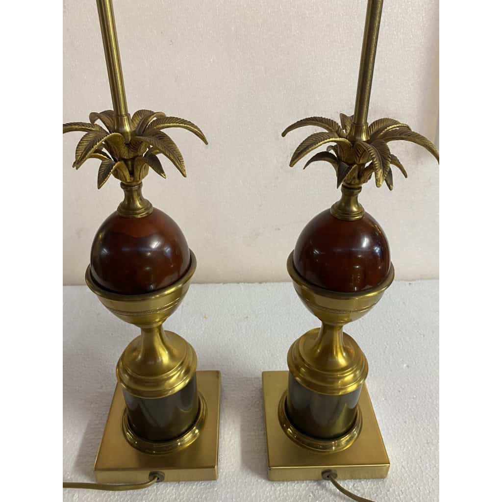 1970′ Paire De Lampes En Bronze Style Maison Charles Avec Oeuf En Bakélite Couleur Ambrée | Biron 1970′ Paire De Lampes En Bronze Style Maison Charles Avec Oeuf En Bakélite Couleur Ambrée