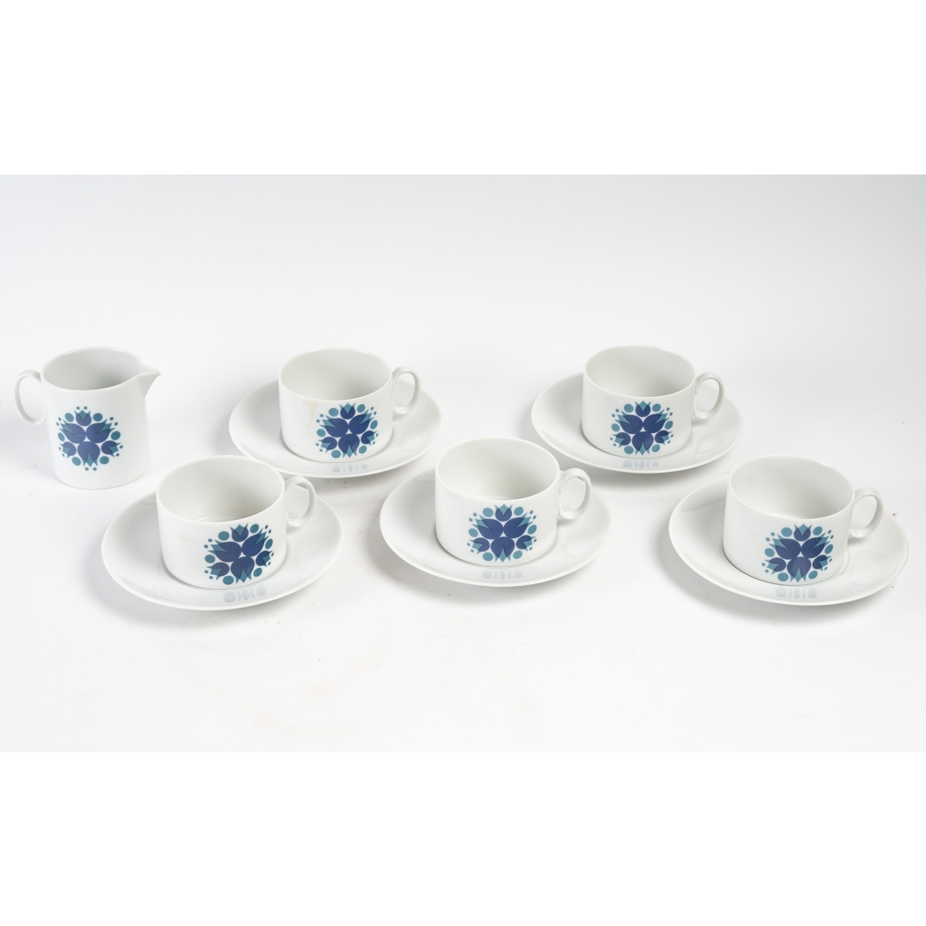 4 tasses et sous-tasses en porcelaine des années 1960 de la Maison Thomas | Biron ||||||||