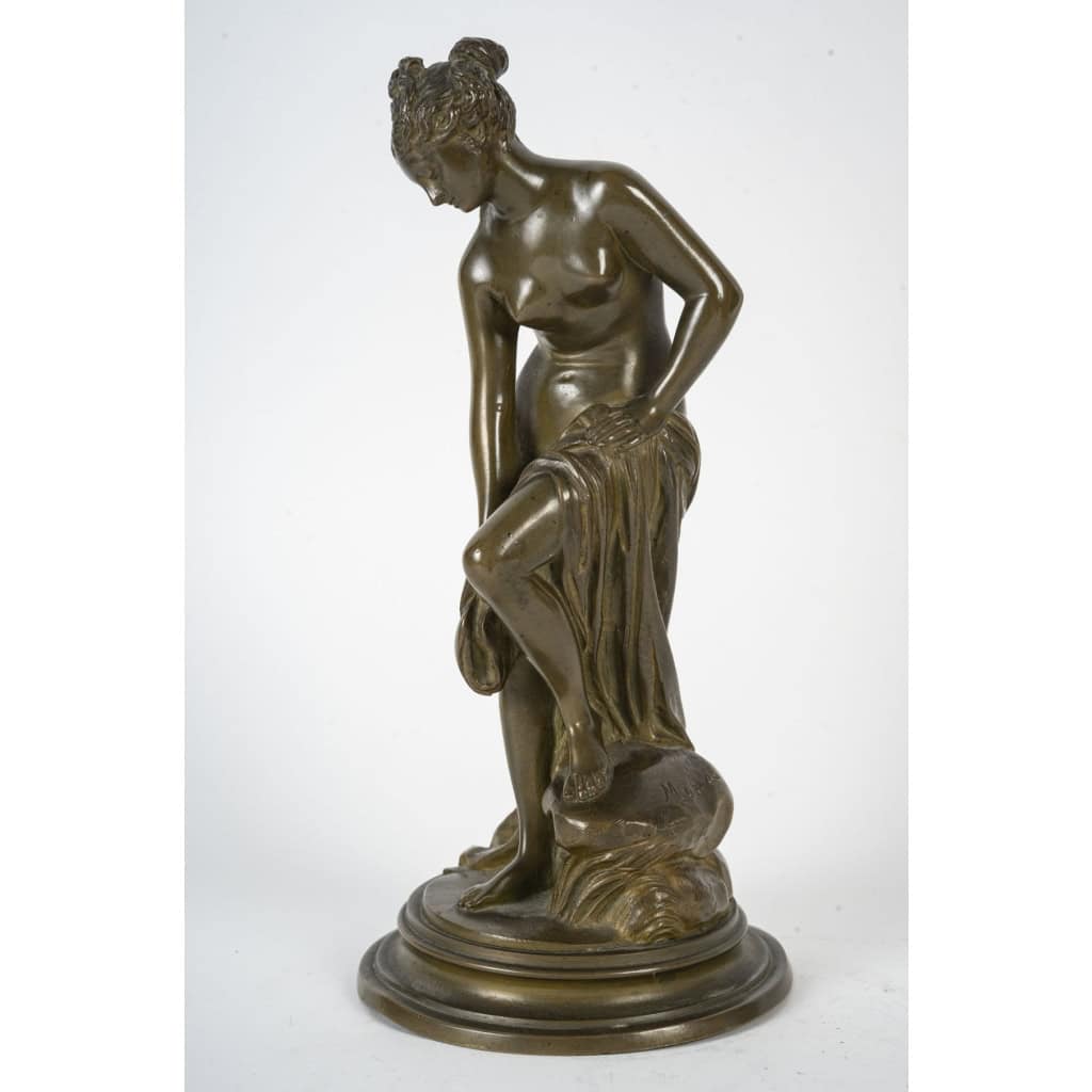 Sculpture en Bronze Signé Moreau, Epoque Napoléon III, XIXème Siècle. | Biron ||||||||