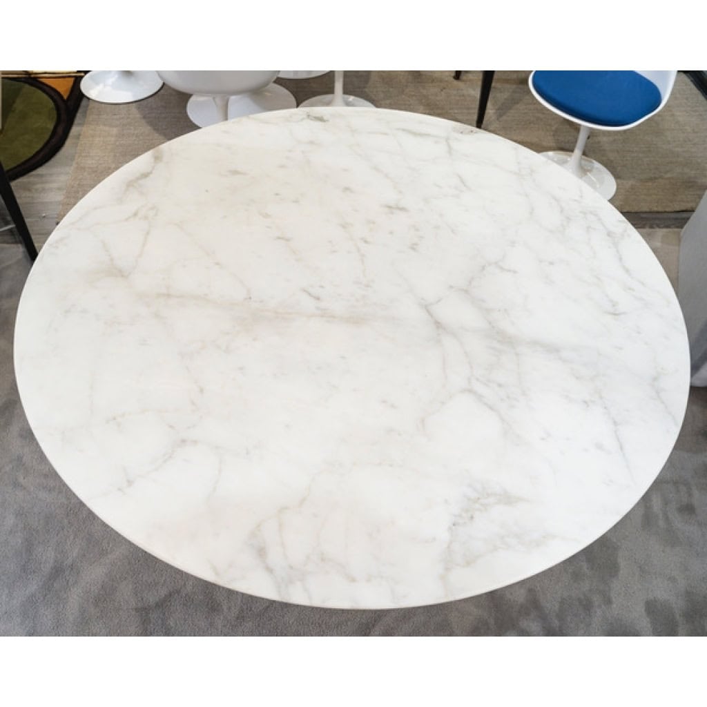 Eero SAARINEN (1910 – 1961) & KNOLL INTERNATIONAL , éditeur,Table 137 cm | Biron Eero SAARINEN (1910 - 1961) & KNOLL INTERNATIONAL , éditeur,Table 137 cm