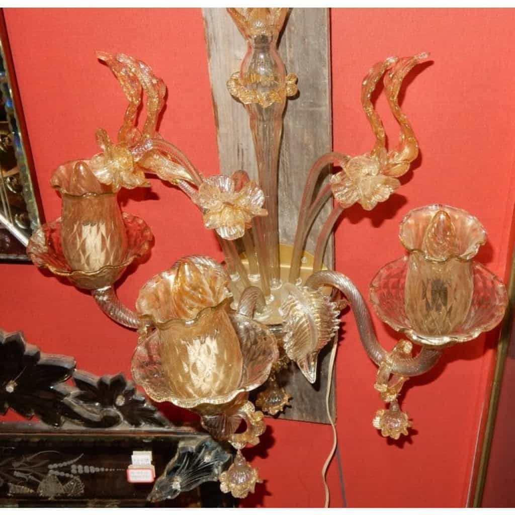 1950/70′ Paire d’Appliques à 3 Bras de Lumière en Cristal de Murano Avec Paillons d’Or | Biron 1950/70′ Paire d’Appliques à 3 Bras de Lumière en Cristal de Murano Avec Paillons d’Or