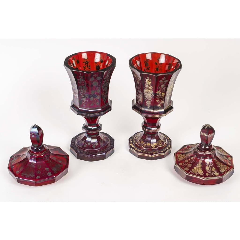 Bohemian pair de goblet émaillé en or et argent | Biron Bohemian pair de goblet émaillé en or et argent