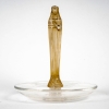  Cendrier Baguier « Clos Sainte Odile » verre blanc patiné sépia de René LALIQUE | Biron   Cendrier Baguier "Clos Sainte Odile" verre blanc patiné sépia de René LALIQUE