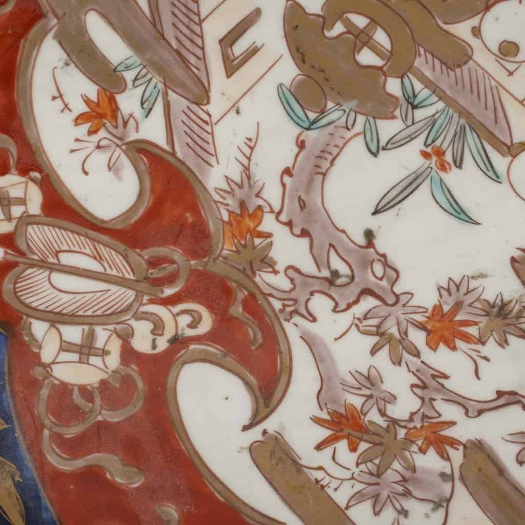 Très grand plat japonais avec décors de scène d’enfants et paysages | Biron Très grand plat japonais avec décors de scène d'enfants et paysages
