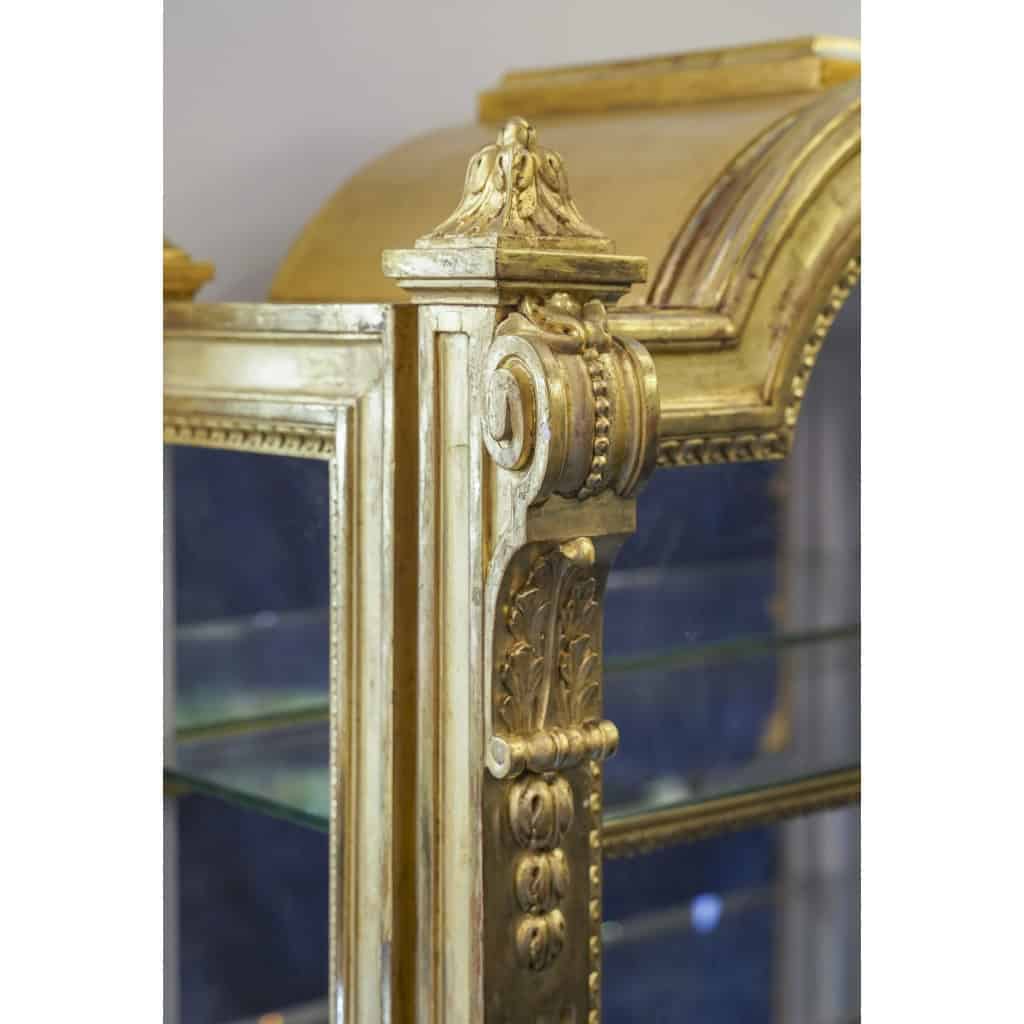 Vitrine De Style Louis XVI, d’époque N. 3, En Bois Sculpté, Doré à La Feuille D’or | Biron Vitrine De Style Louis XVI, d'époque N. 3, En Bois Sculpté, Doré à La Feuille D’or