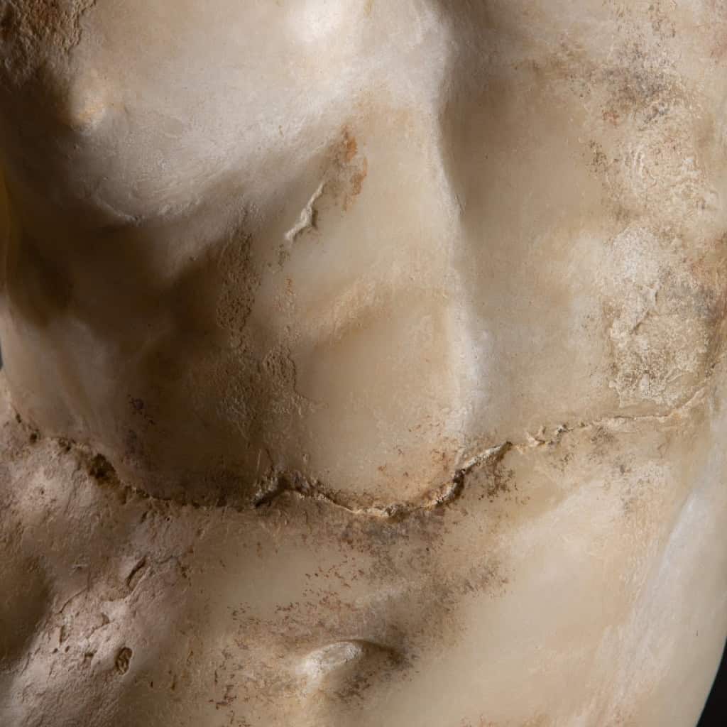 Sculpture d’un Torse d’Homme dans le goût Hellénistique, XXIème Siècle. | Biron Sculpture d’un Torse d’Homme dans le goût Hellénistique, XXIème Siècle.