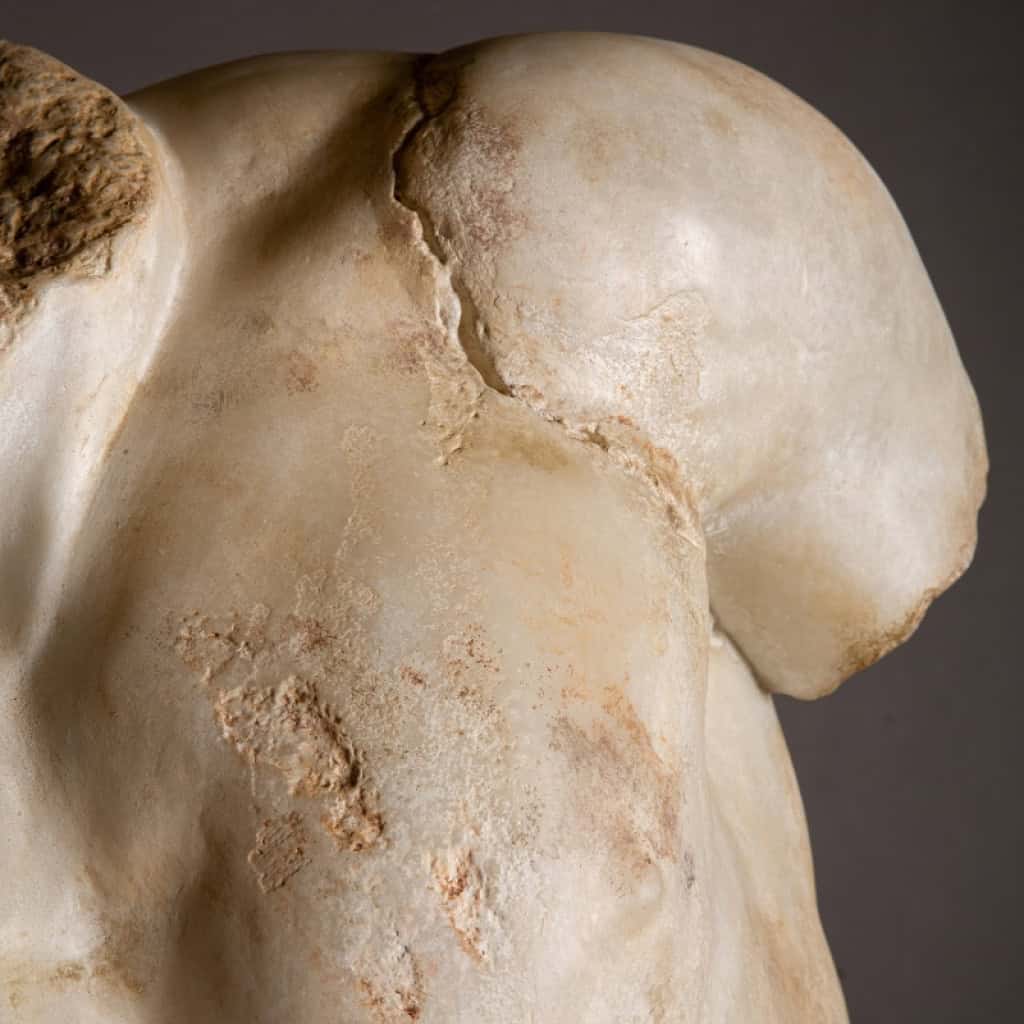 Sculpture d’un Torse d’Homme dans le goût Hellénistique, XXIème Siècle. | Biron Sculpture d’un Torse d’Homme dans le goût Hellénistique, XXIème Siècle.
