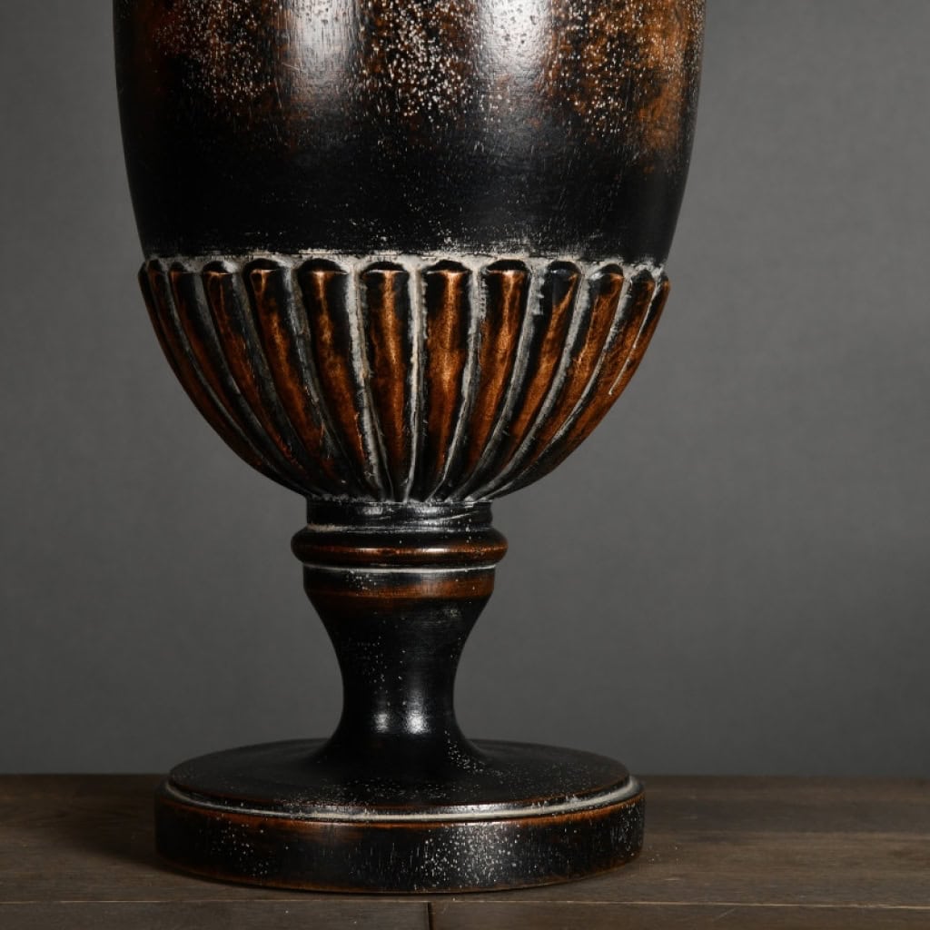 Paire de Lampes de Table Balustre en bois Noirci, XXème Siècle. | Biron Paire de Lampes de Table Balustre en bois Noirci, XXème Siècle.