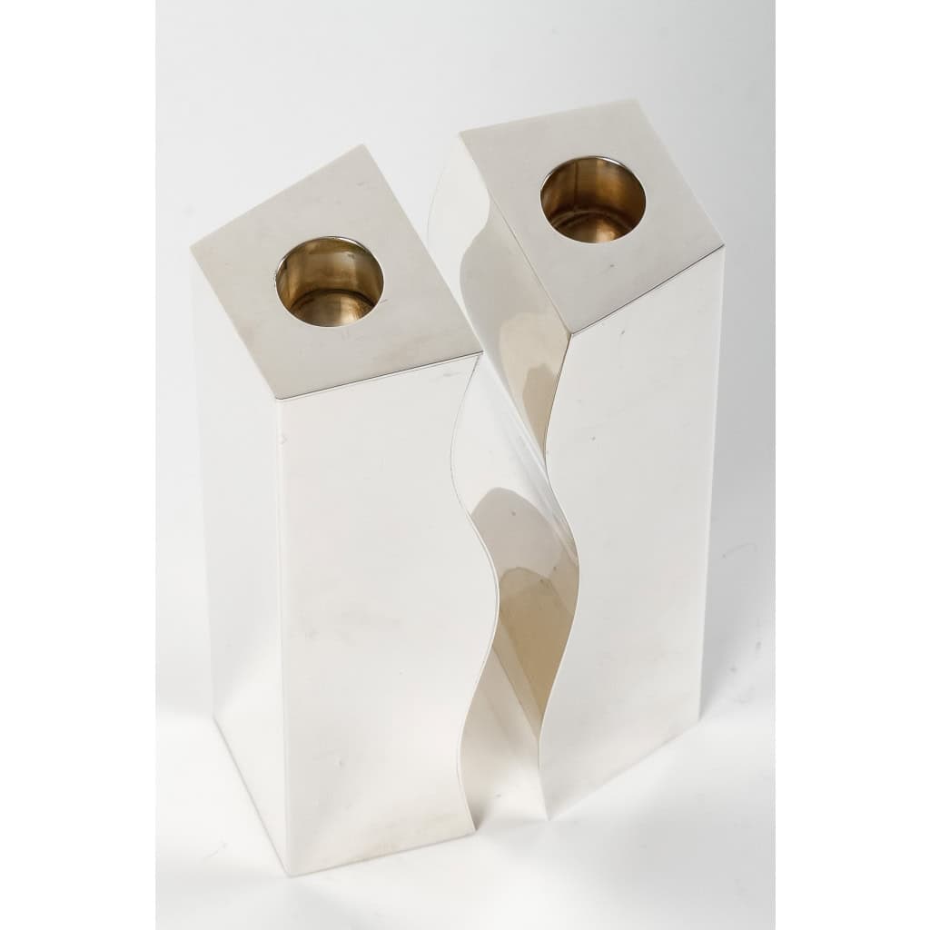 D. Garrido – Paire De Bougeoirs en Argent Massif Constructivisme XXe | Biron D. Garrido - Paire De Bougeoirs En Argent Massif Constructivisme XXe