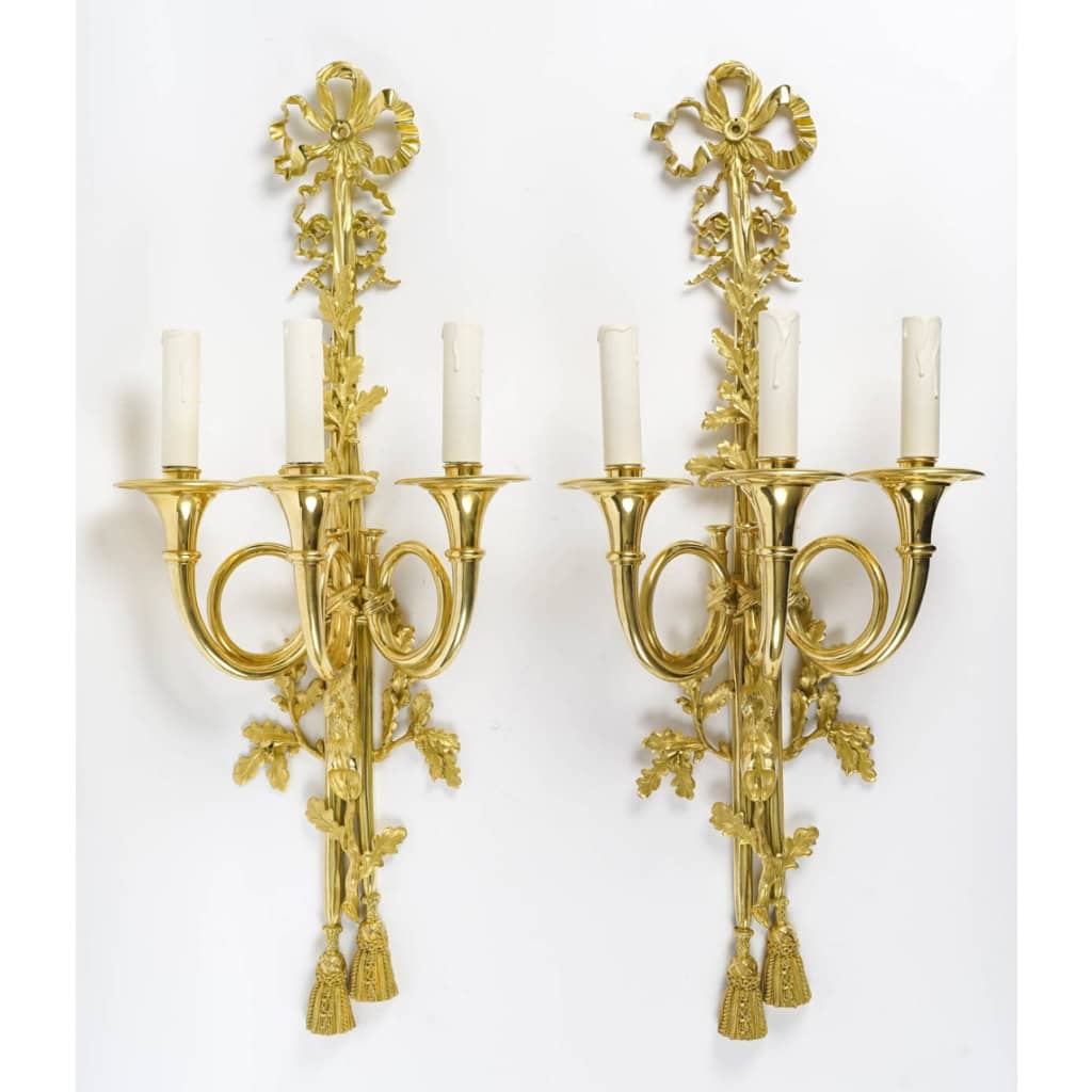 Paire d’appliques de style Louis XVI. | Biron ||||||