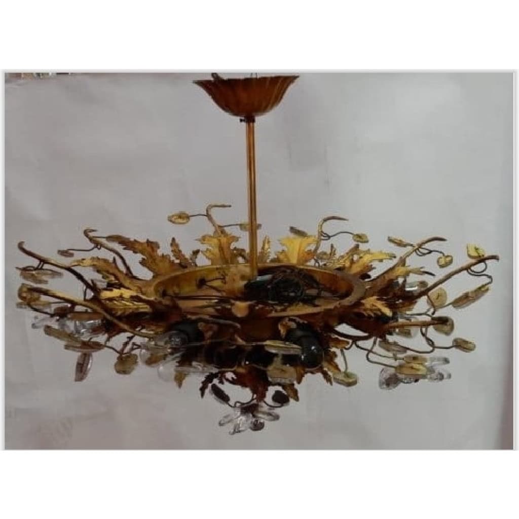 1970′ Plafonnier ou Applique à Décor de Fleurs et Feuilles en Métal Doré Style Maison Baguès Feuilles en Verre 15 Ampoules | Biron 1970′ Plafonnier ou Applique à Décor de Fleurs et Feuilles en Métal Doré Style Maison Baguès Feuilles en Verre 15 Ampoules
